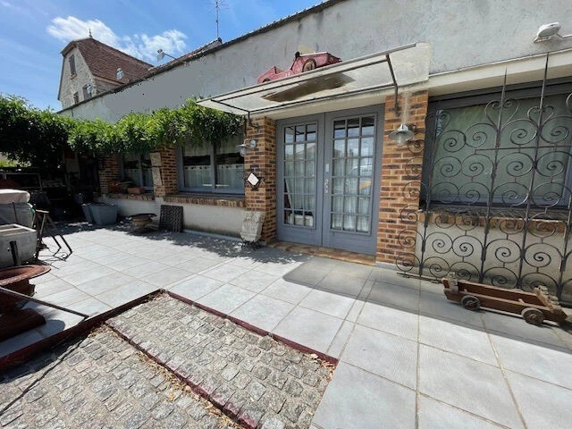 Photo 6