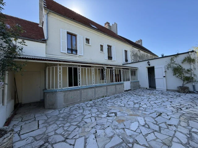 Photo 3