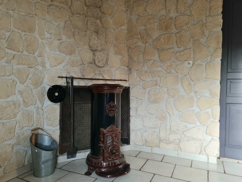 Photo 10