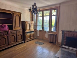 Maison à vendre avec parquet massif proche du Saussois