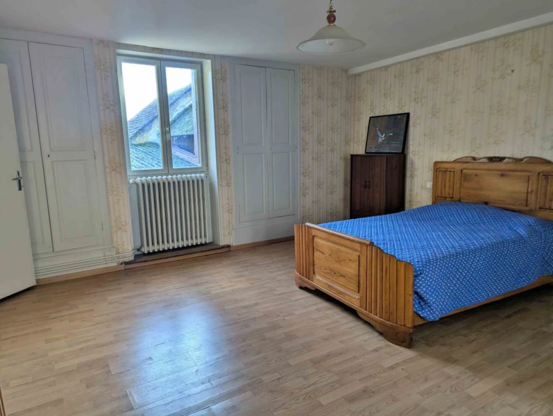 chambre à Coulanges sur Yonne