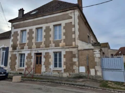 Façade maison principale rénovée