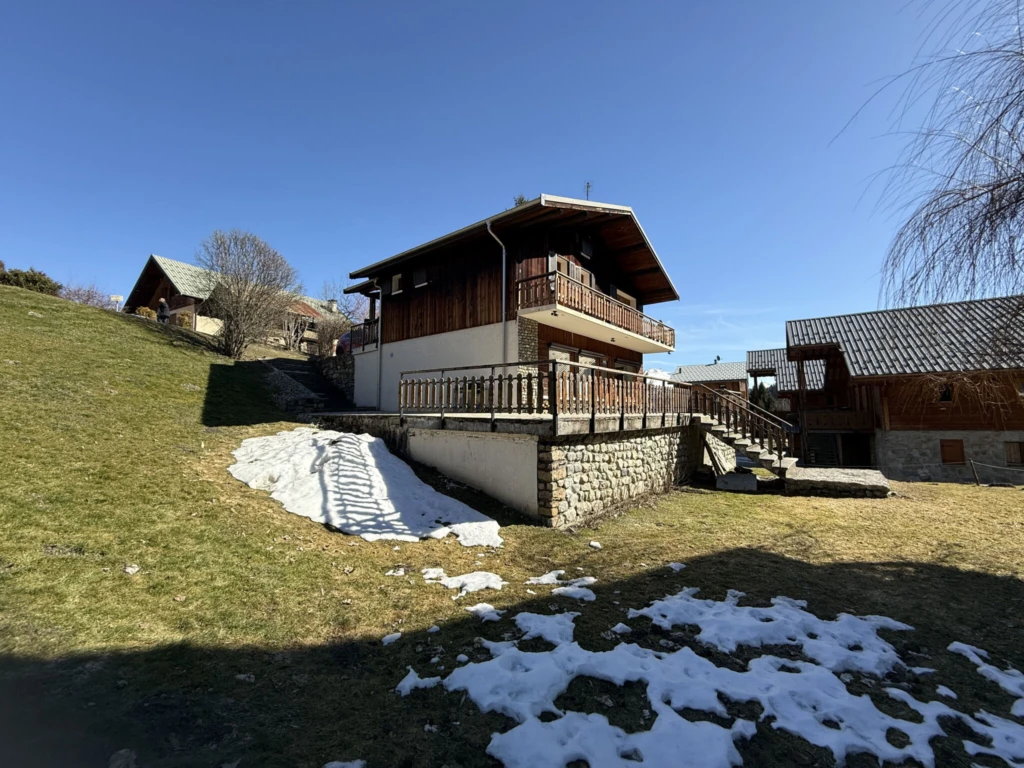 Photo 25