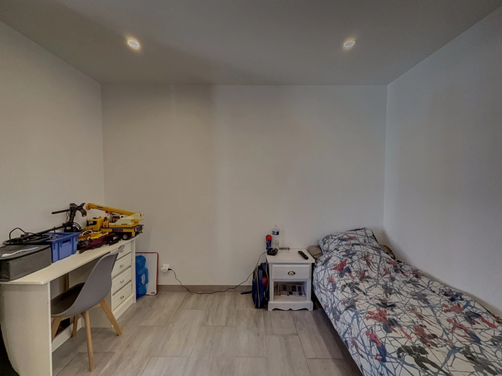 Photo 17