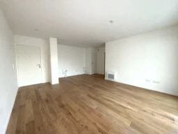 T3 en rez-de-jardin surélevé avec extérieur à Cogolin 2