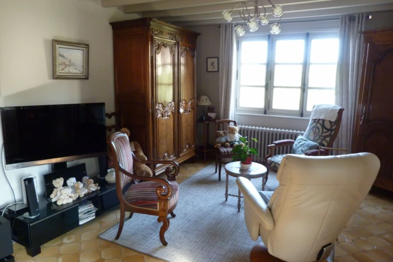 Photo 10