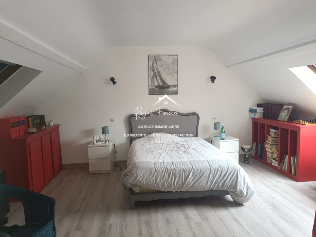 Etage : Chambre 2