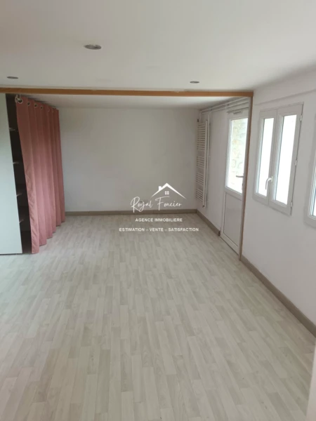 Étage Chambre 1 mansardée