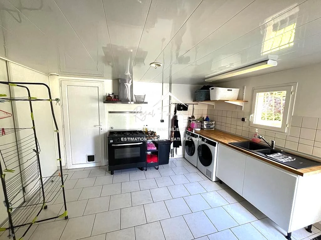 Buanderie/arrière cuisine