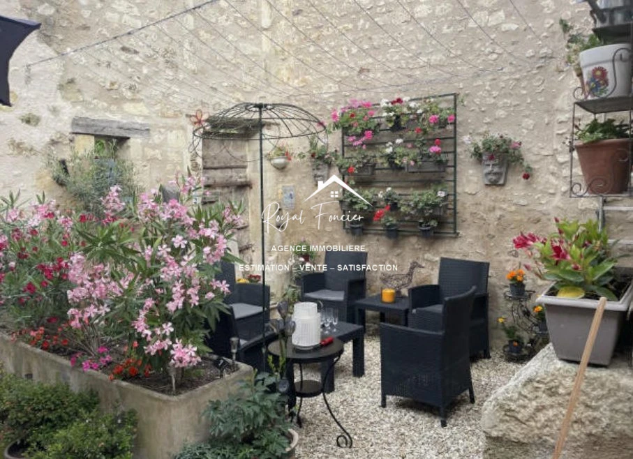 Espace extérieur : cour clos