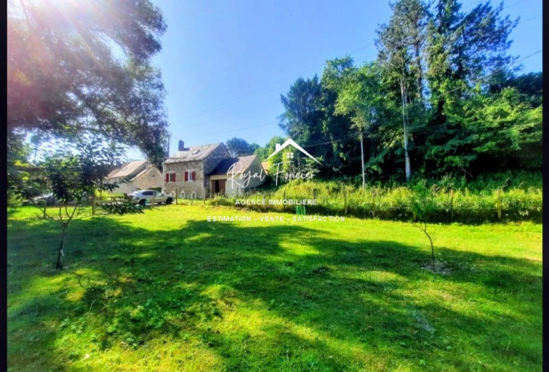Jardin face à la maison