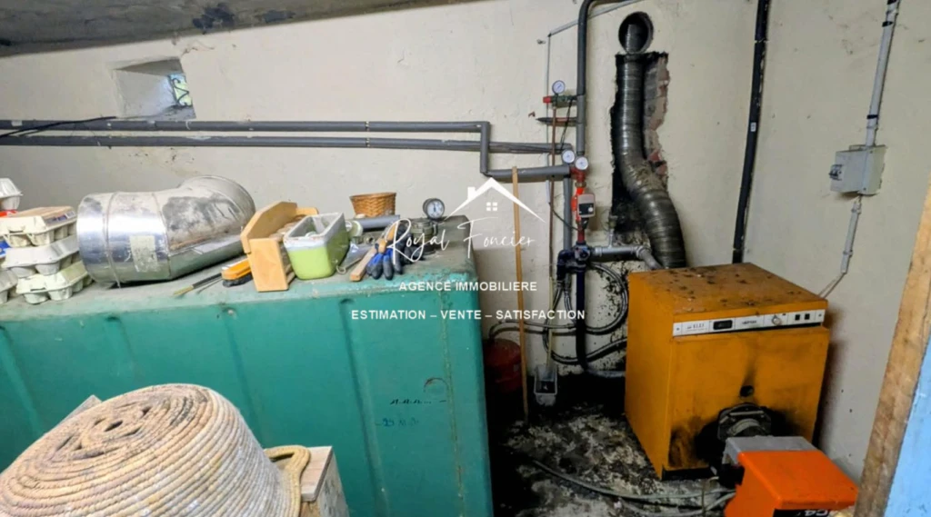 Sous-sol avec chaufferie