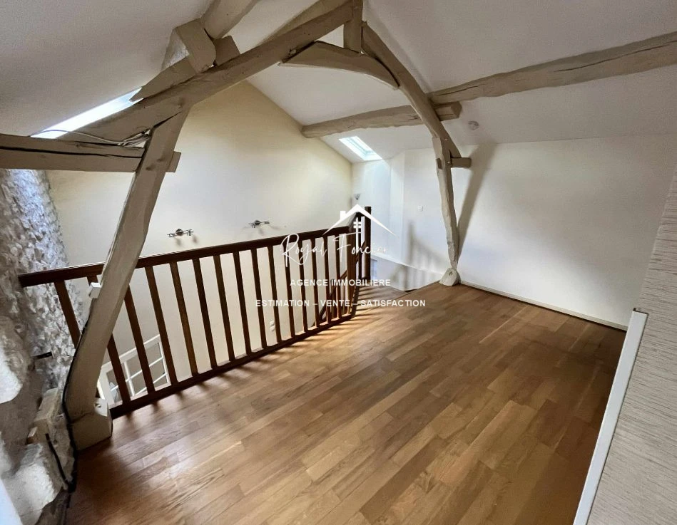 Mezzanine au dessus du salon