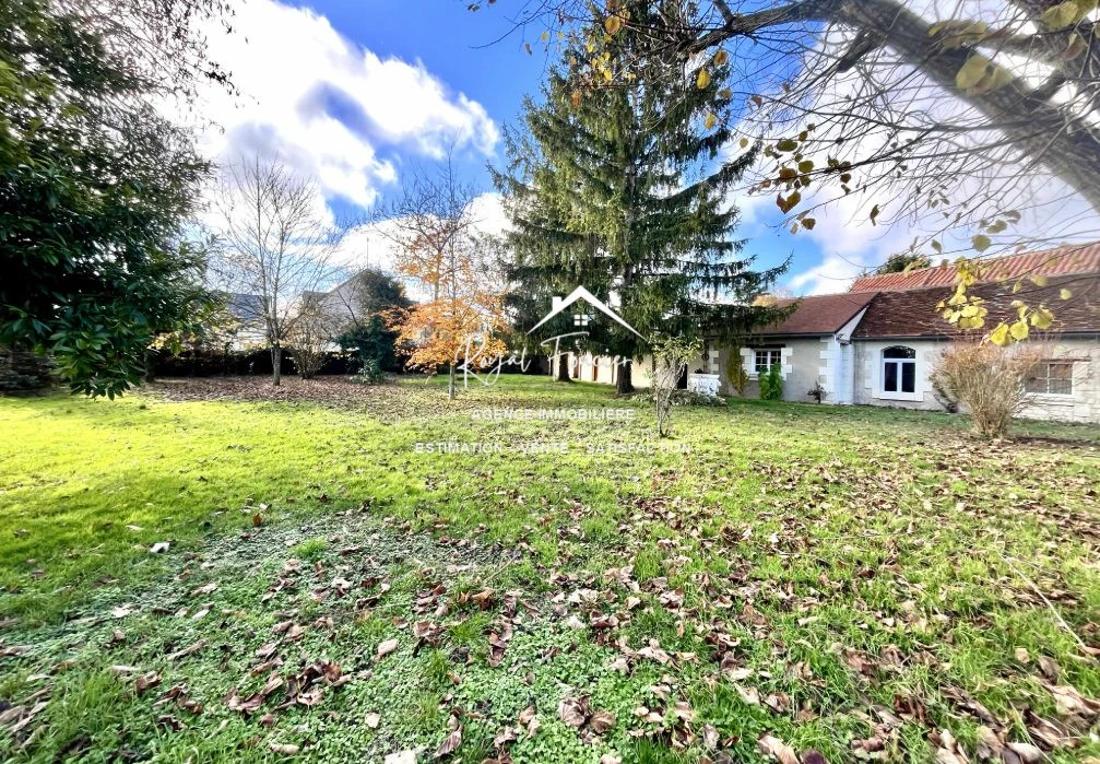 Jardin avec puits