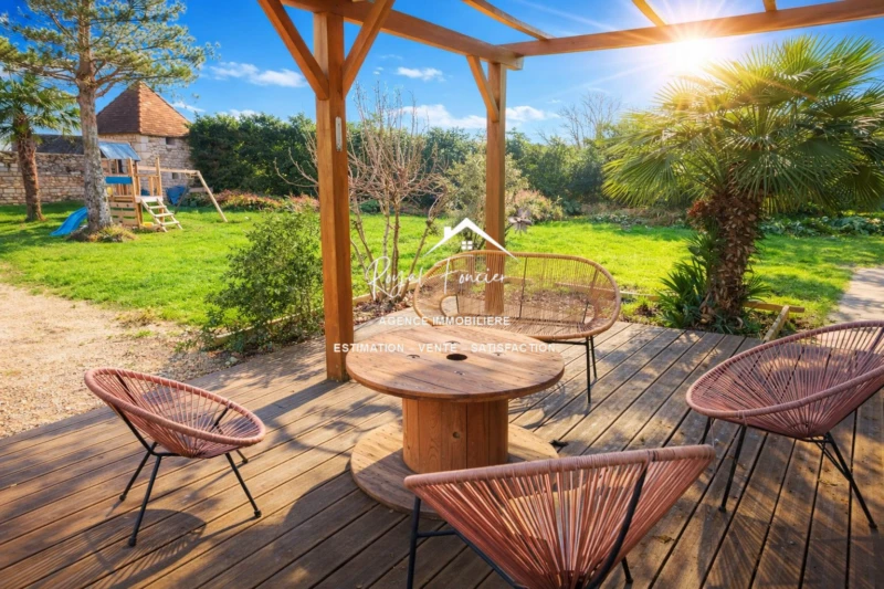 Terrasse extérieure très cosy