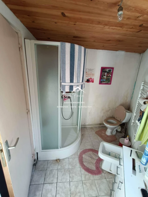 Salle d'eau RDC