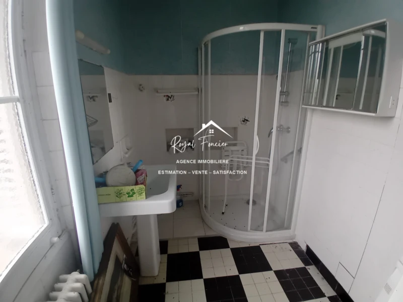 Etage : Chambre 2