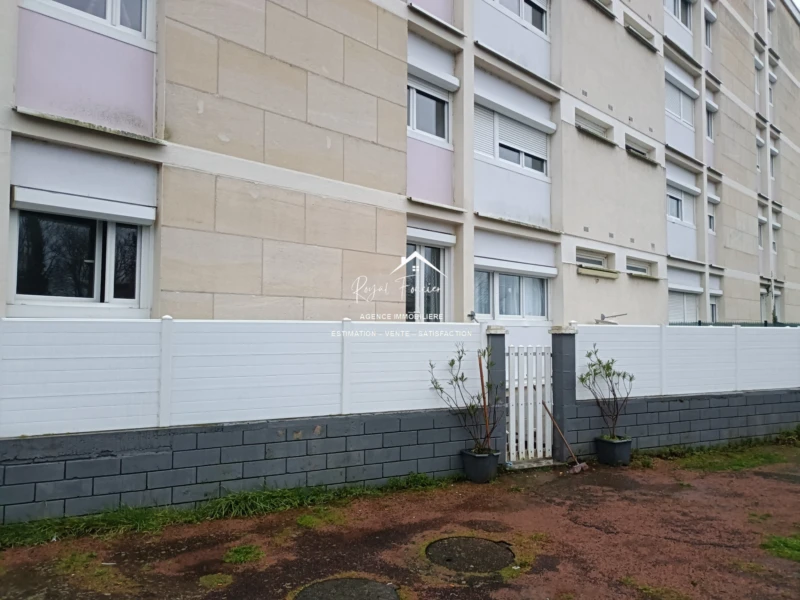 Espace extérieur : jardinet