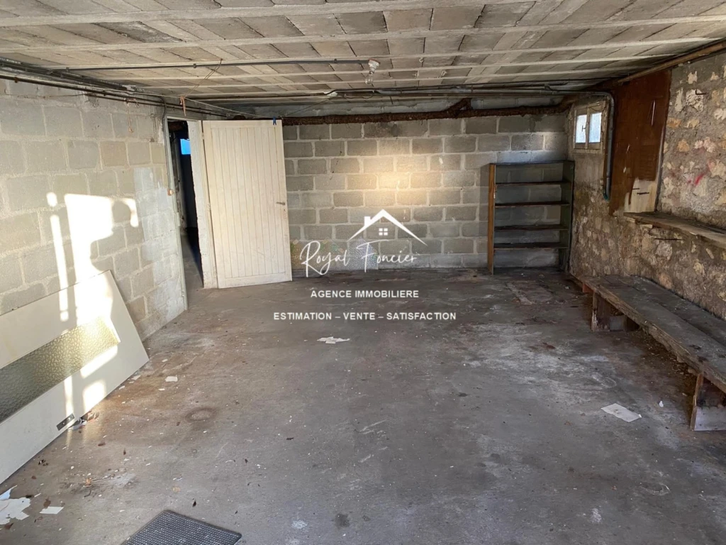 Pavillon de 85 m2, avec 3 chambres (dont une au sous sol)