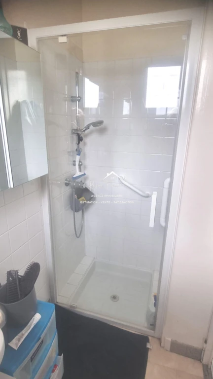 Salle d'eau (douche)