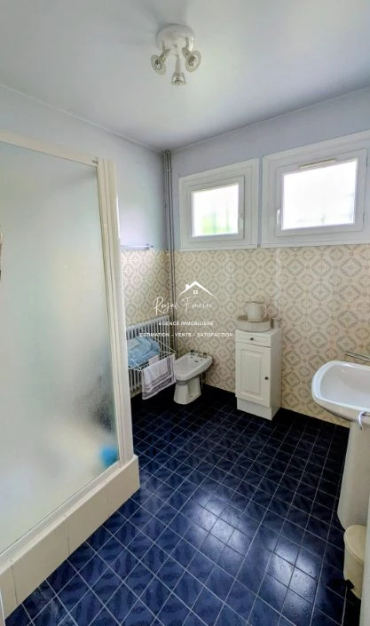 Salle de bain RDC