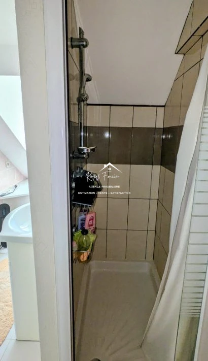 Salle d'eau 1er étage