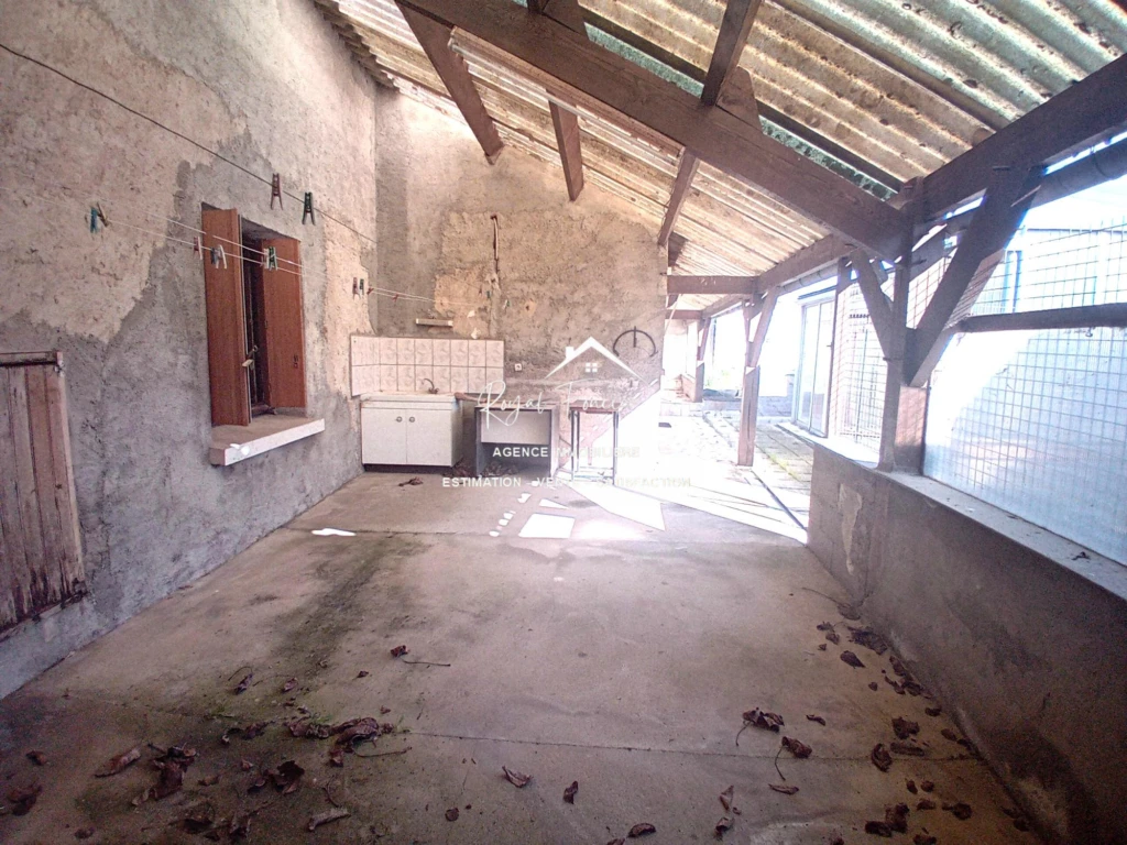 Dépendance de 50 m2 (stockage)