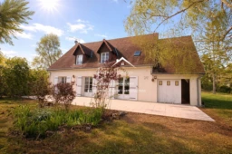 Pavillon de 155 M2, venez y poser vos valises !