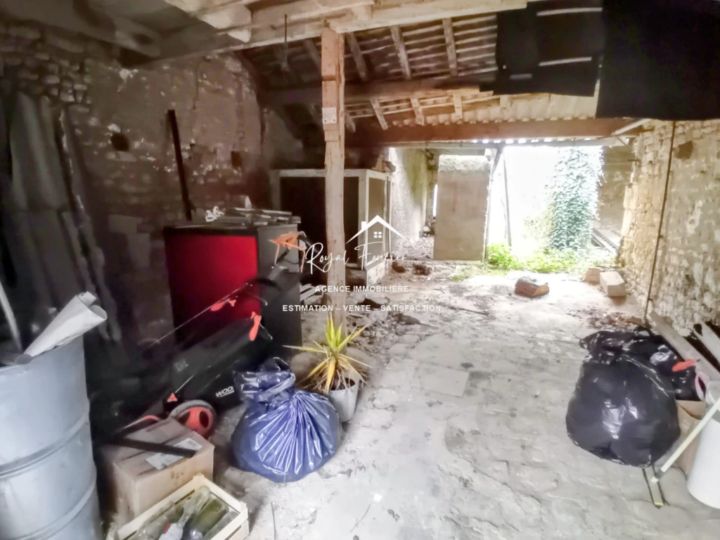 Intérieur de la grange