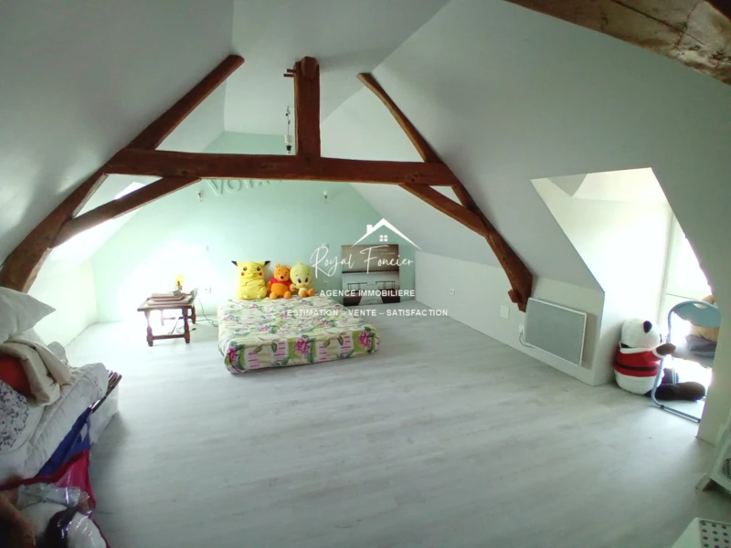 Etage : chambre 4 en enfilade par le biais de la chambre 3