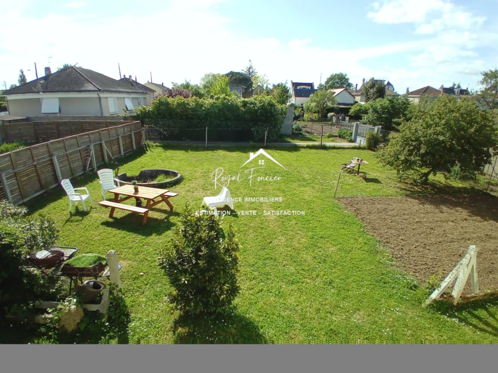 Terrasse sous préau
