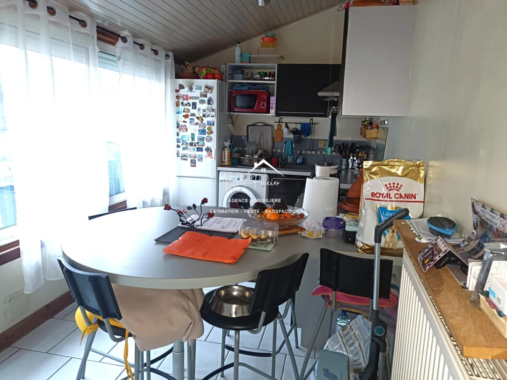 Cuisine A et E (accès à la terrasse)