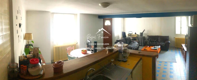 Séjour de 37 m2 avec espace cuisine