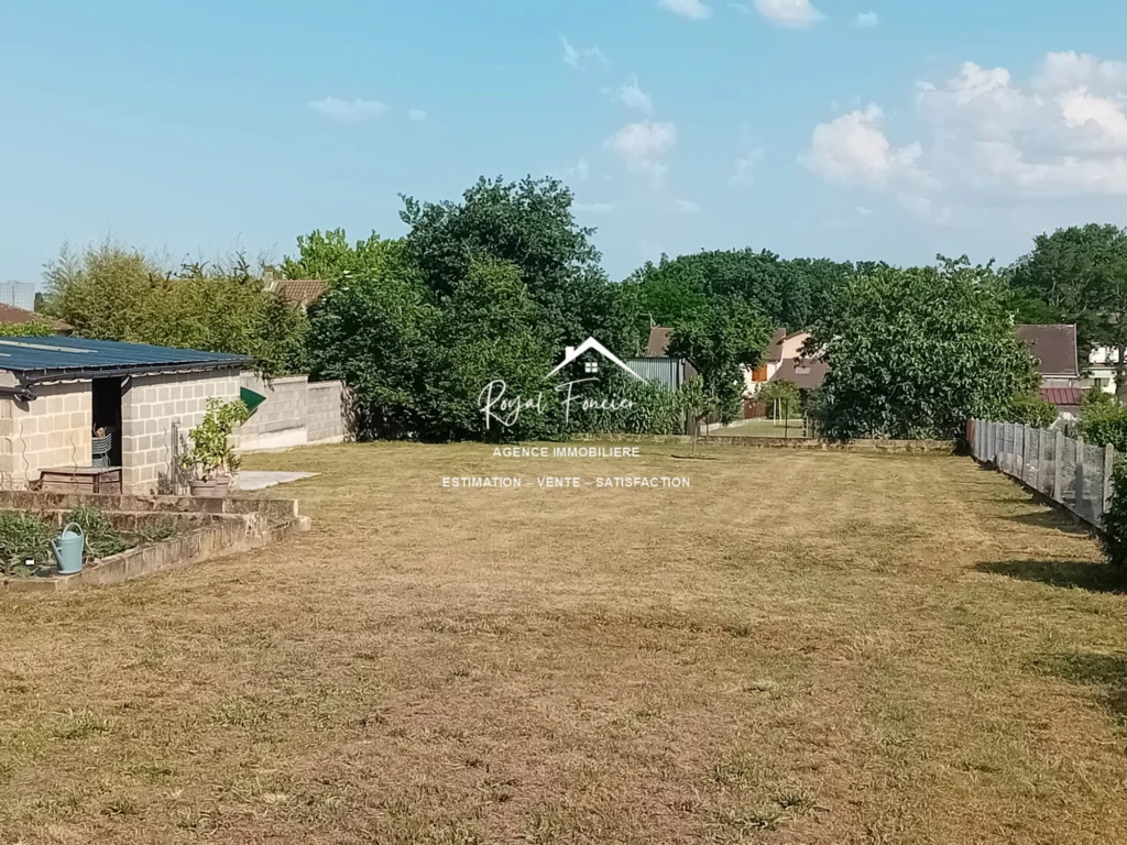 Terrain clos