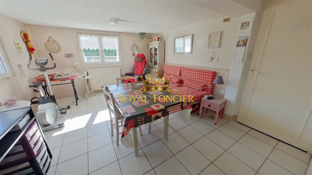 Sous sol : Chambre 3 ou bureau