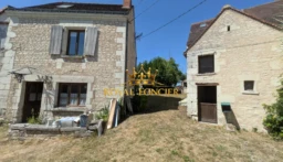 Maison ancienne avec dépendances