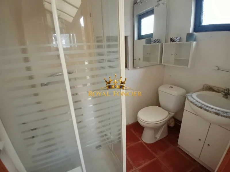 Salle d'eau et WC
