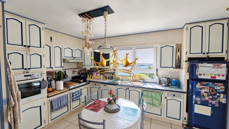 Salon avec insert