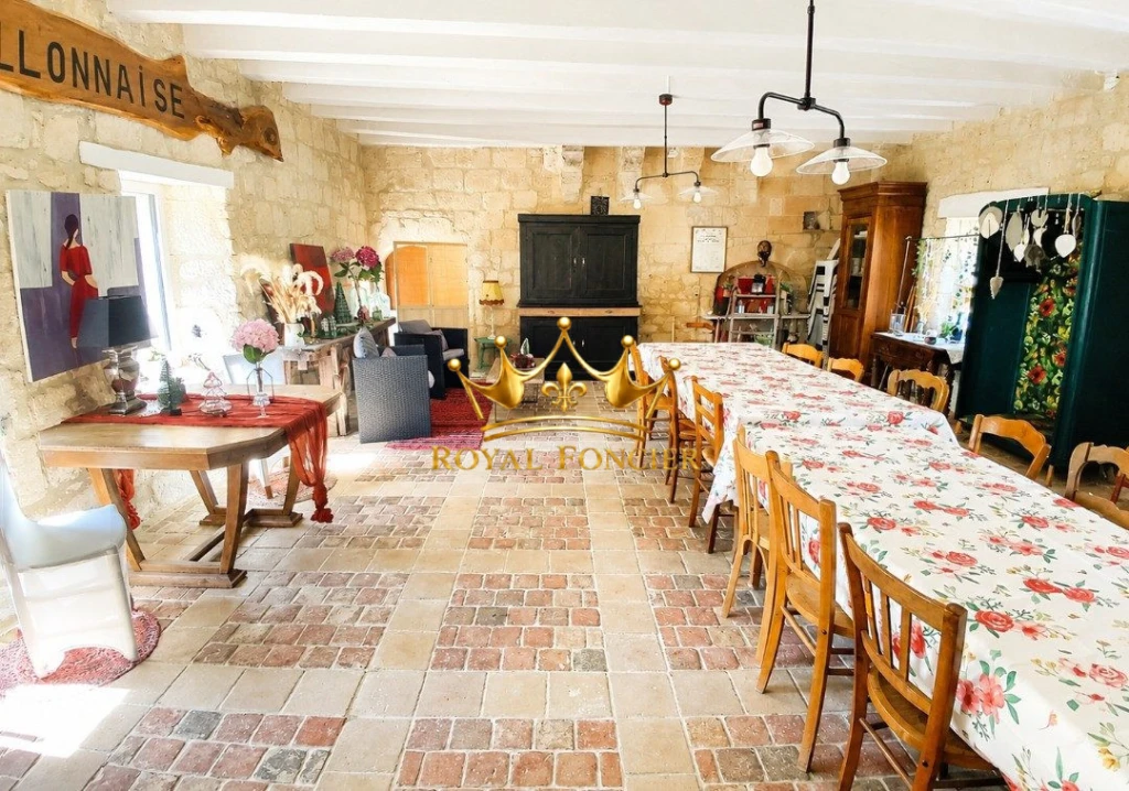 Propriété de 214 m2 hab