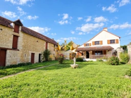 Maison ancienne de 93 m2 hab avec 3 chambres