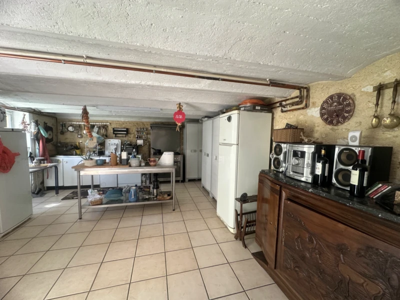 Photo 16