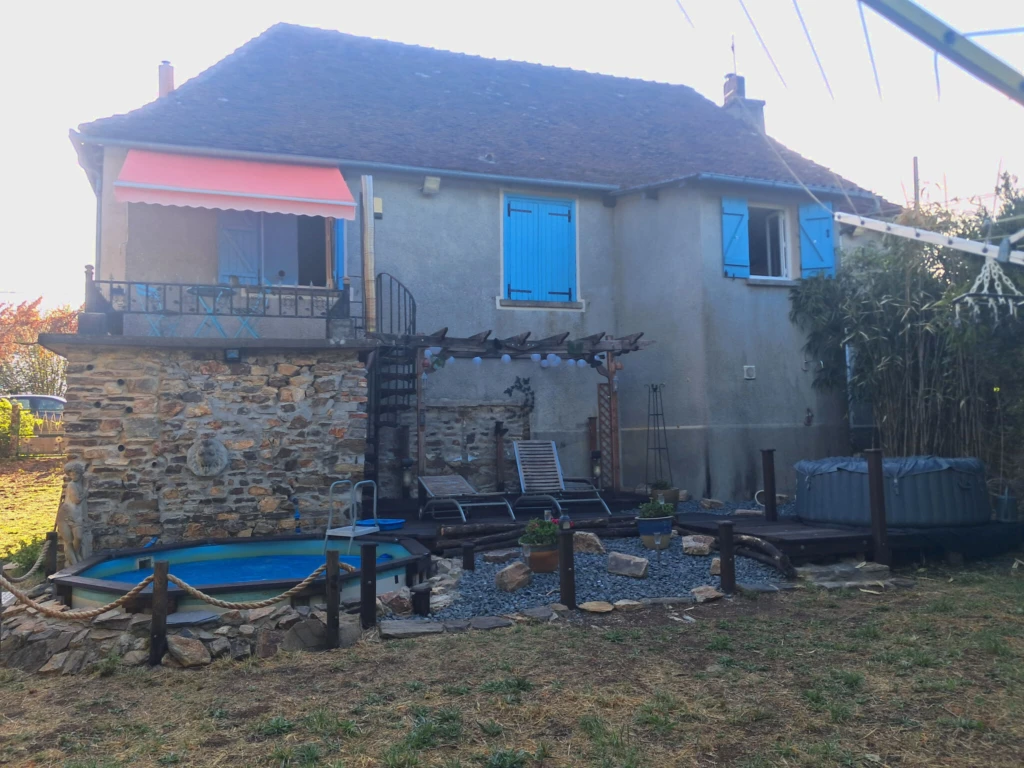 Photo 10