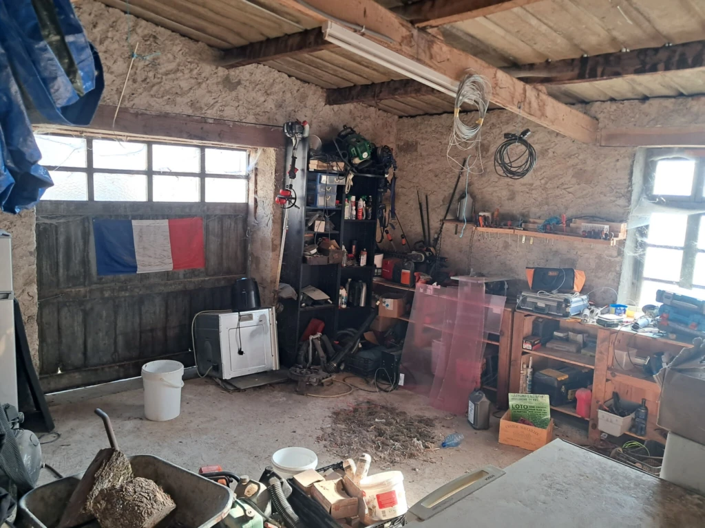 Photo 6