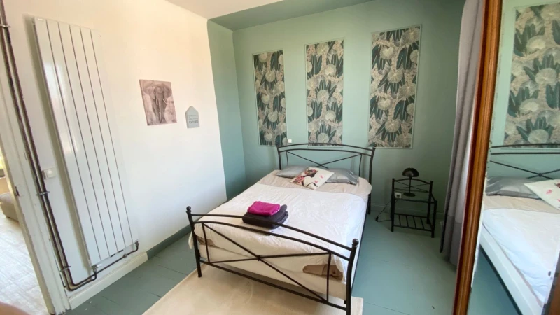 CHAMBRE 1