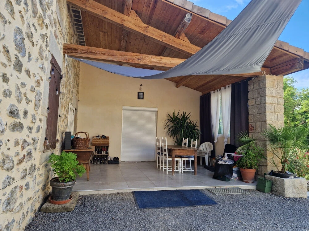 Photo 4