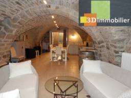 CAVEAU 52 m²