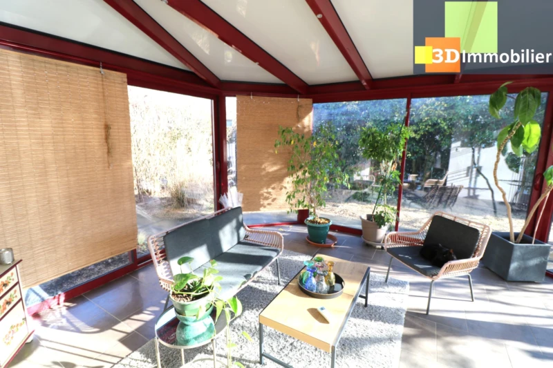HABITATION CUISNE ET SALON