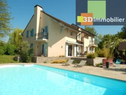 MAISON À VENDRE 225 M²