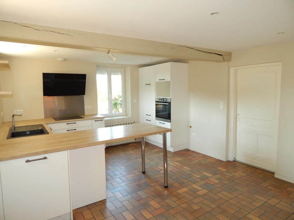 CUISINE ÉQUIPÉE 20.60 M²