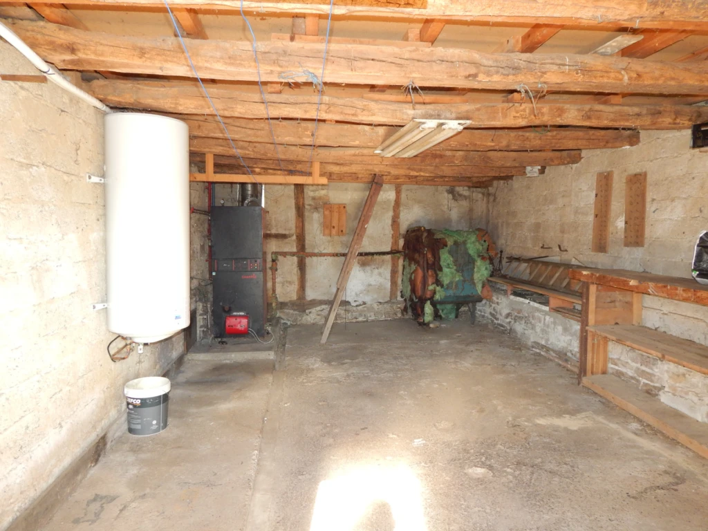 GARAGE ATTENANT 32 M²